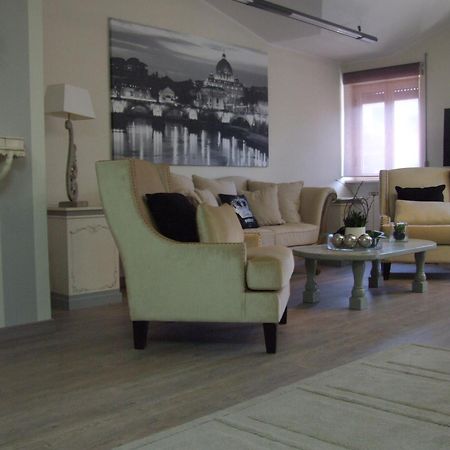 Bed and Breakfast Residenza I Ciclamini à Rome Extérieur photo