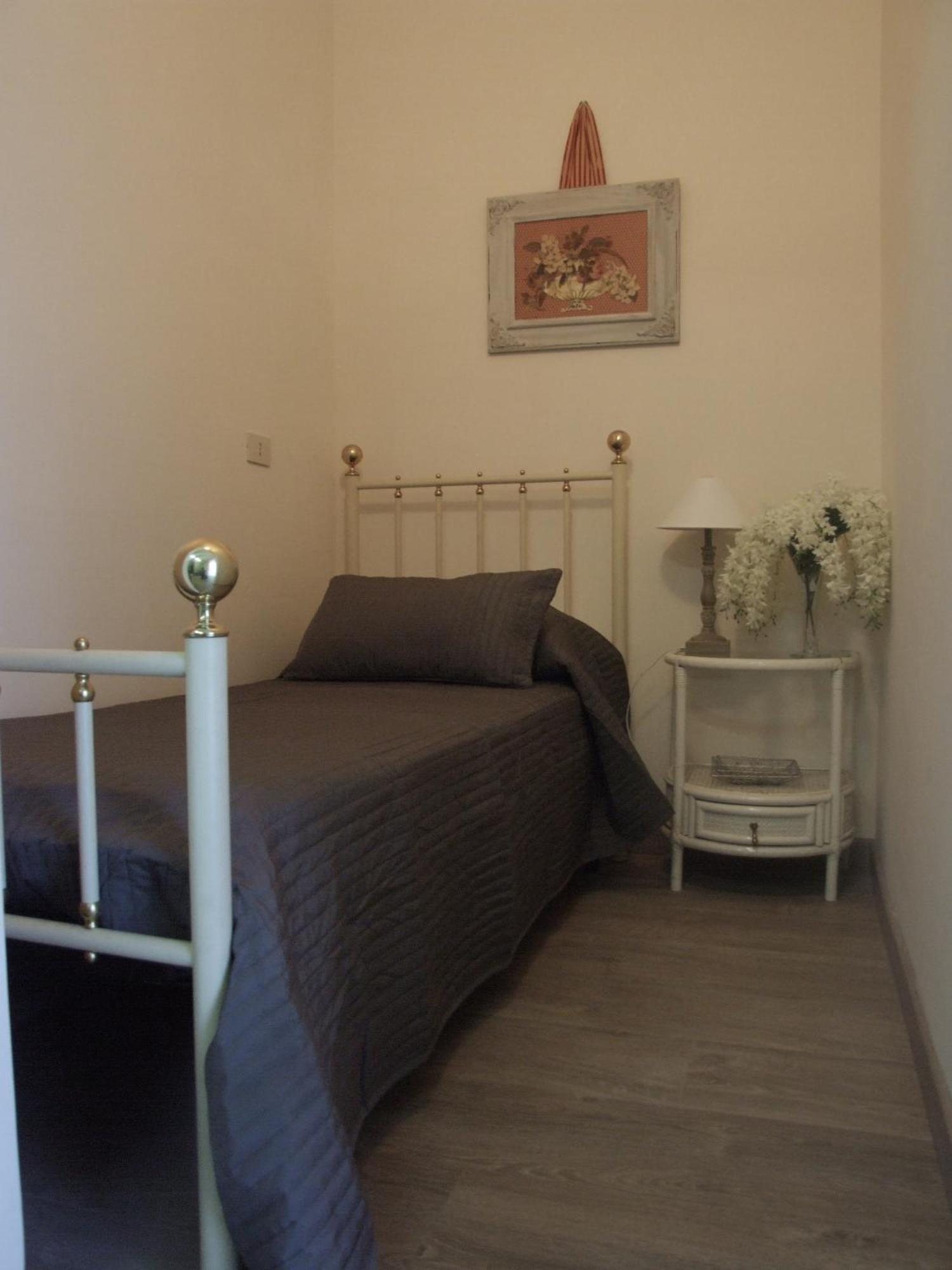 Bed and Breakfast Residenza I Ciclamini à Rome Extérieur photo